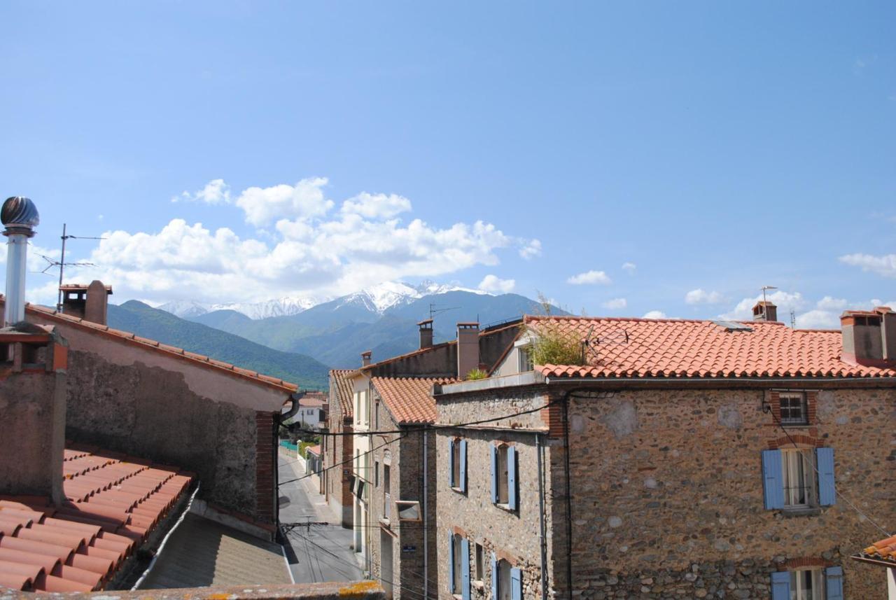 Agreable Maison De Village Avec Terrasse Vinca Bagian luar foto