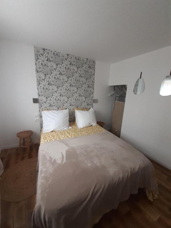 Agreable Maison De Village Avec Terrasse Vinca Bagian luar foto